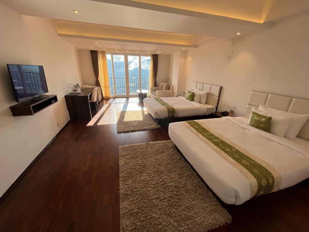 Magpie Libing Grand Hotel Gangtok Exterior photo